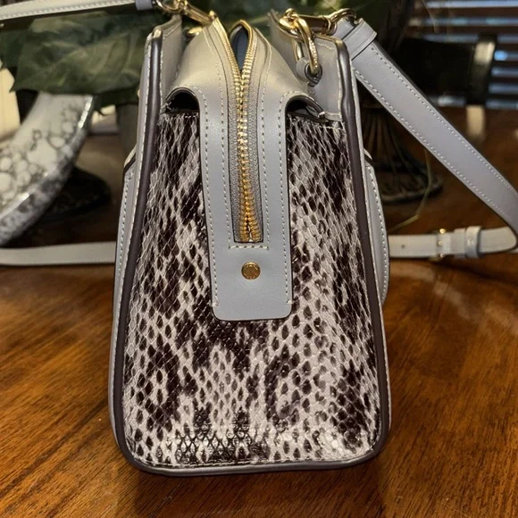 Coach Grace Carryall Shoulder Bag EUC - Picture 5 of 10